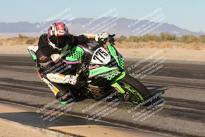 media/Nov-02-2025-CVMA (Sun) [[337aff29ab]]/Race 18-Supersport Middleweight/